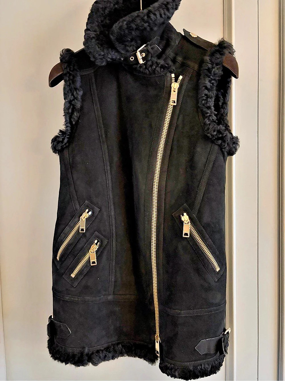 Burberry London Shearling Biker Vest Black US 3 / IT 30